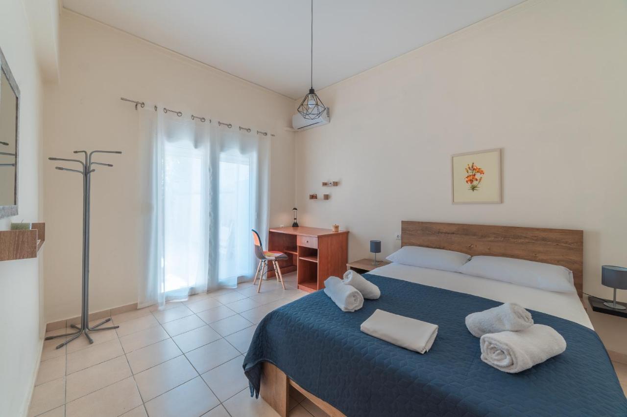 Stylish Central Renovated Apartment Iraklion Buitenkant foto