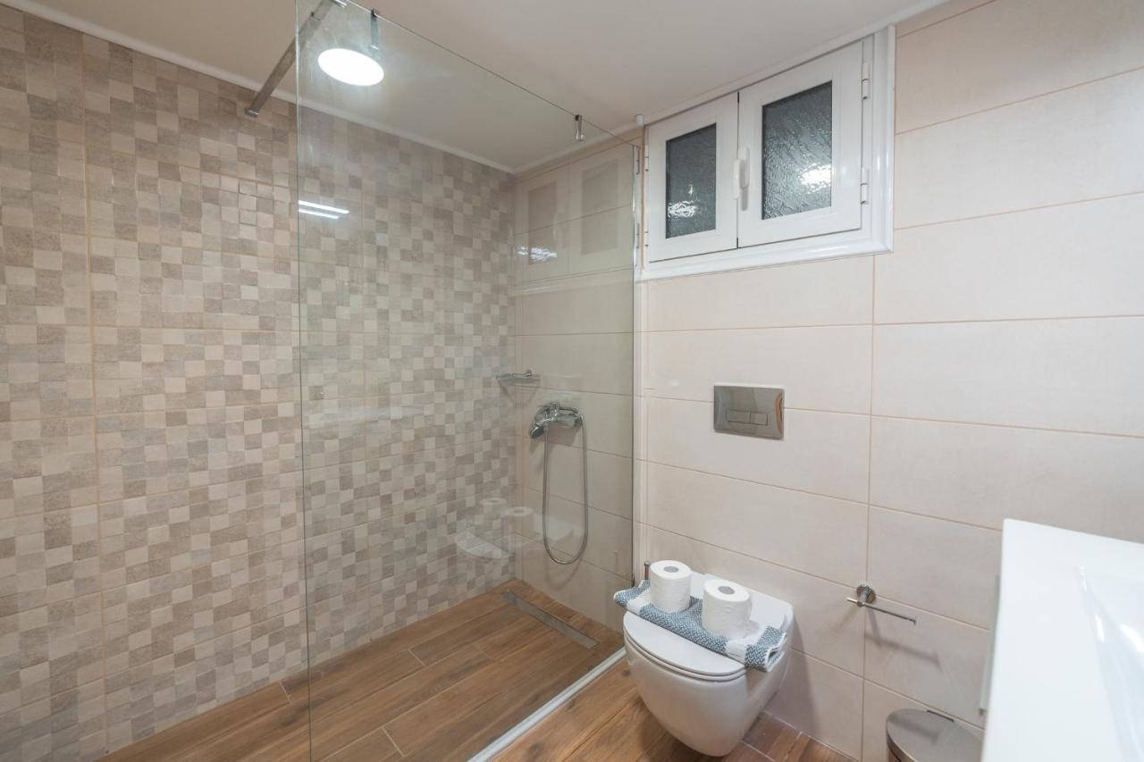 Stylish Central Renovated Apartment Iraklion Buitenkant foto